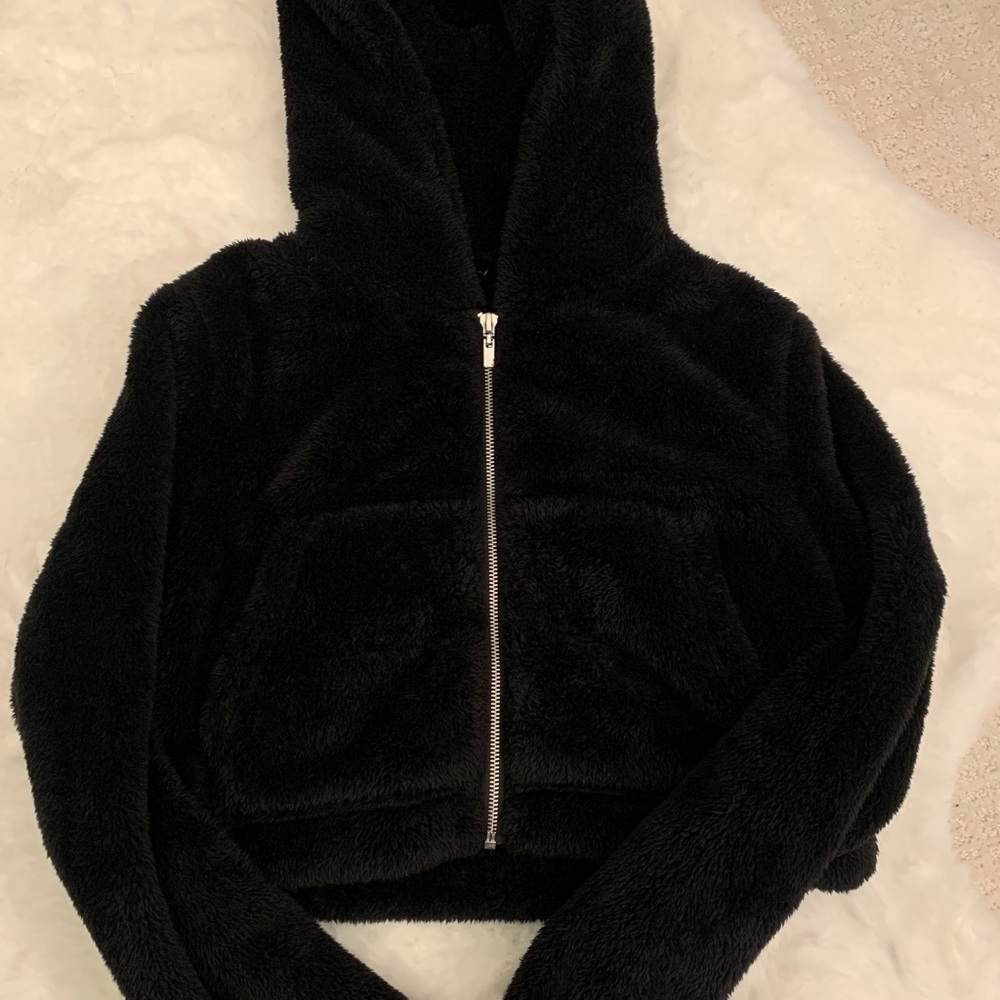 balance athletica sherpa crop zip in midnight